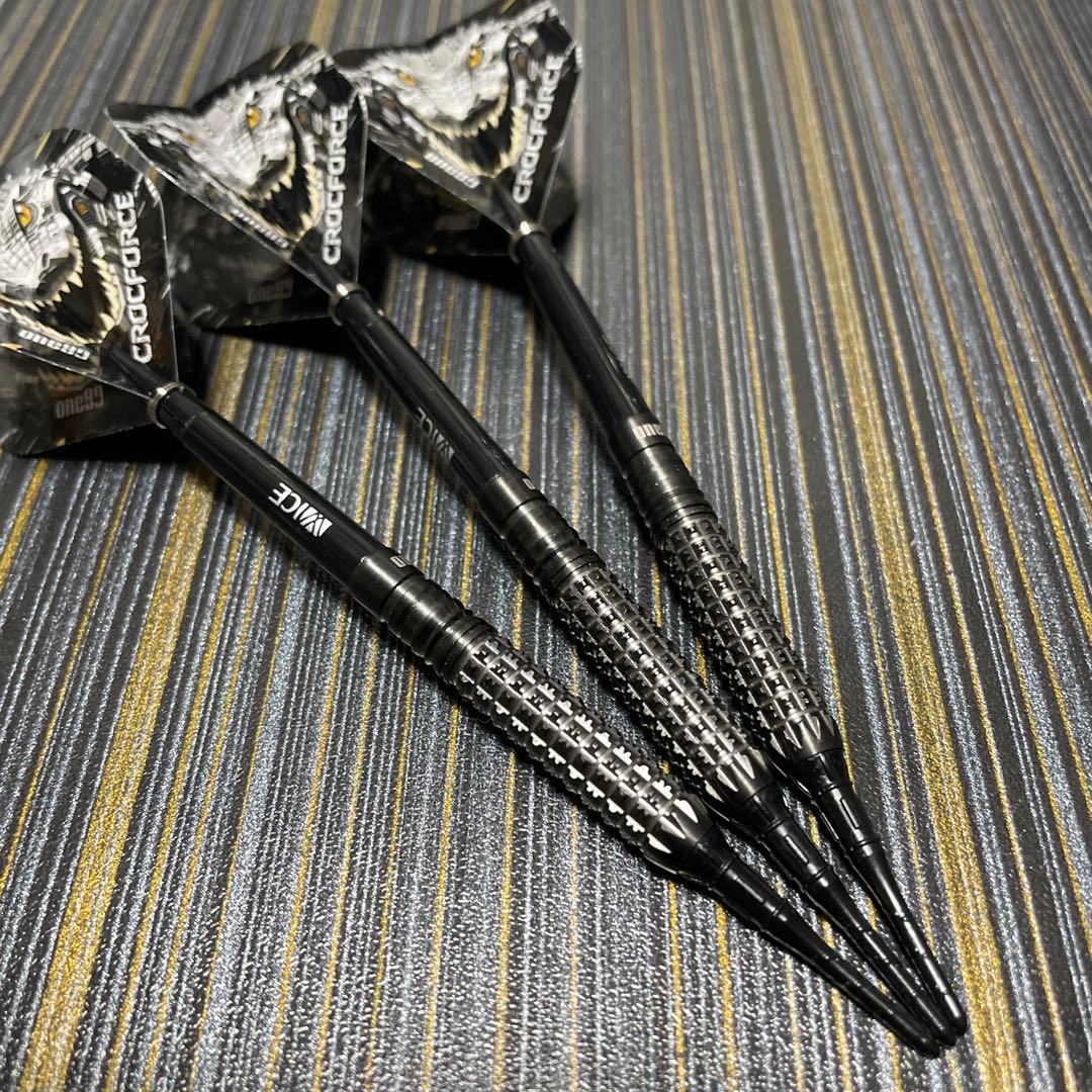 定価11000円 ソフトダーツ クロックフォース 18g CF2