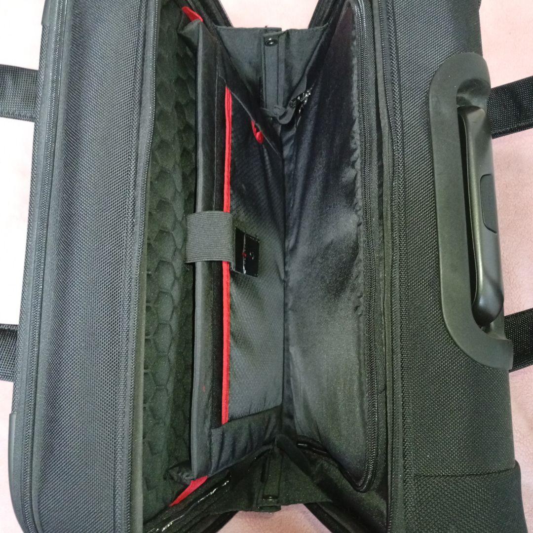 サムソナイト プロデラックス 5 スピナー トート 15.6 スーツケース 4輪