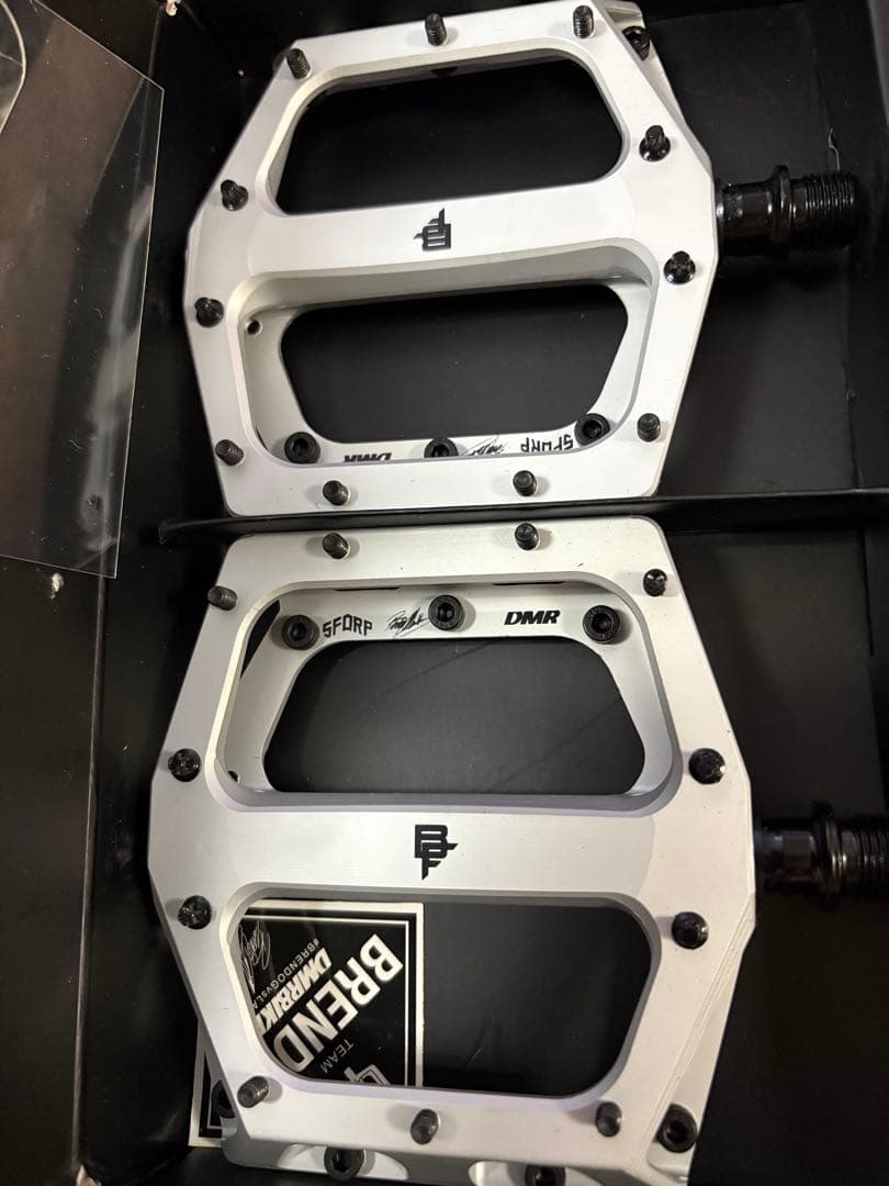 新品　DMR bikes vault Brendog mtb ペダル