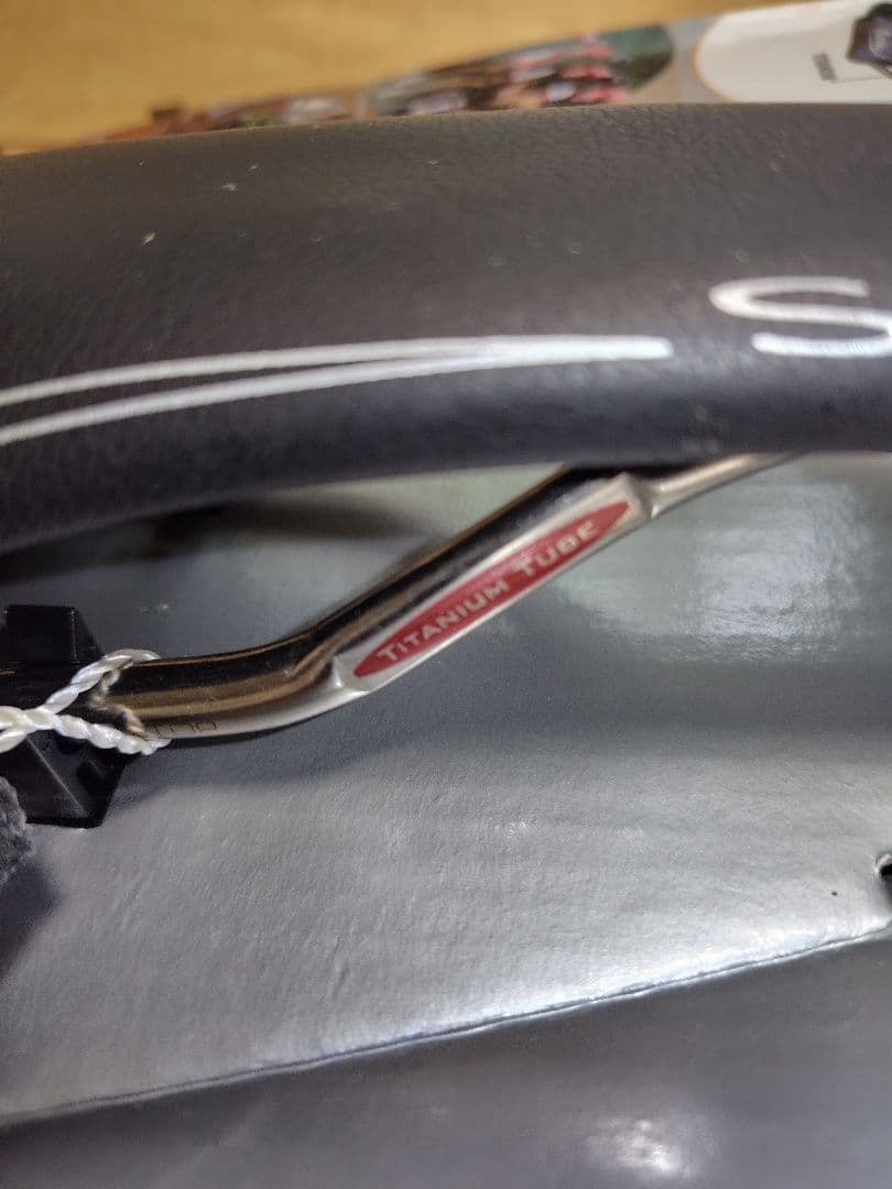 selle ITALIA SLR TITANIUMサドル新品未使用