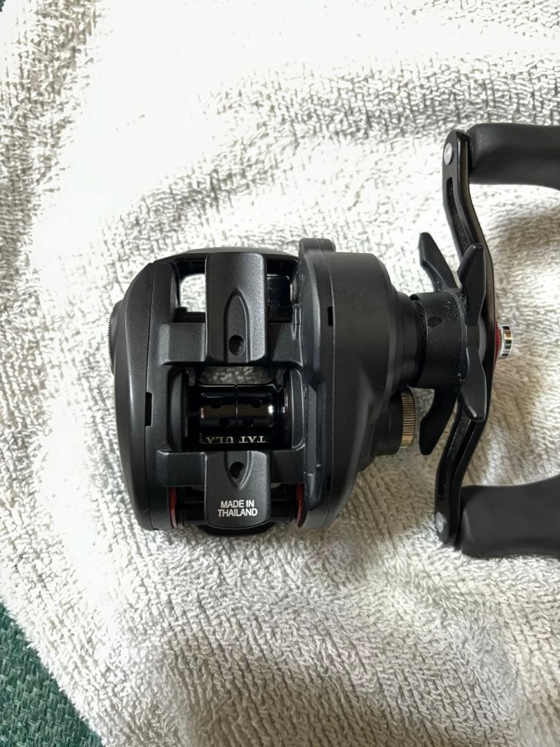 TATULA ベイトリール ブラック　19 100SHL 7.1