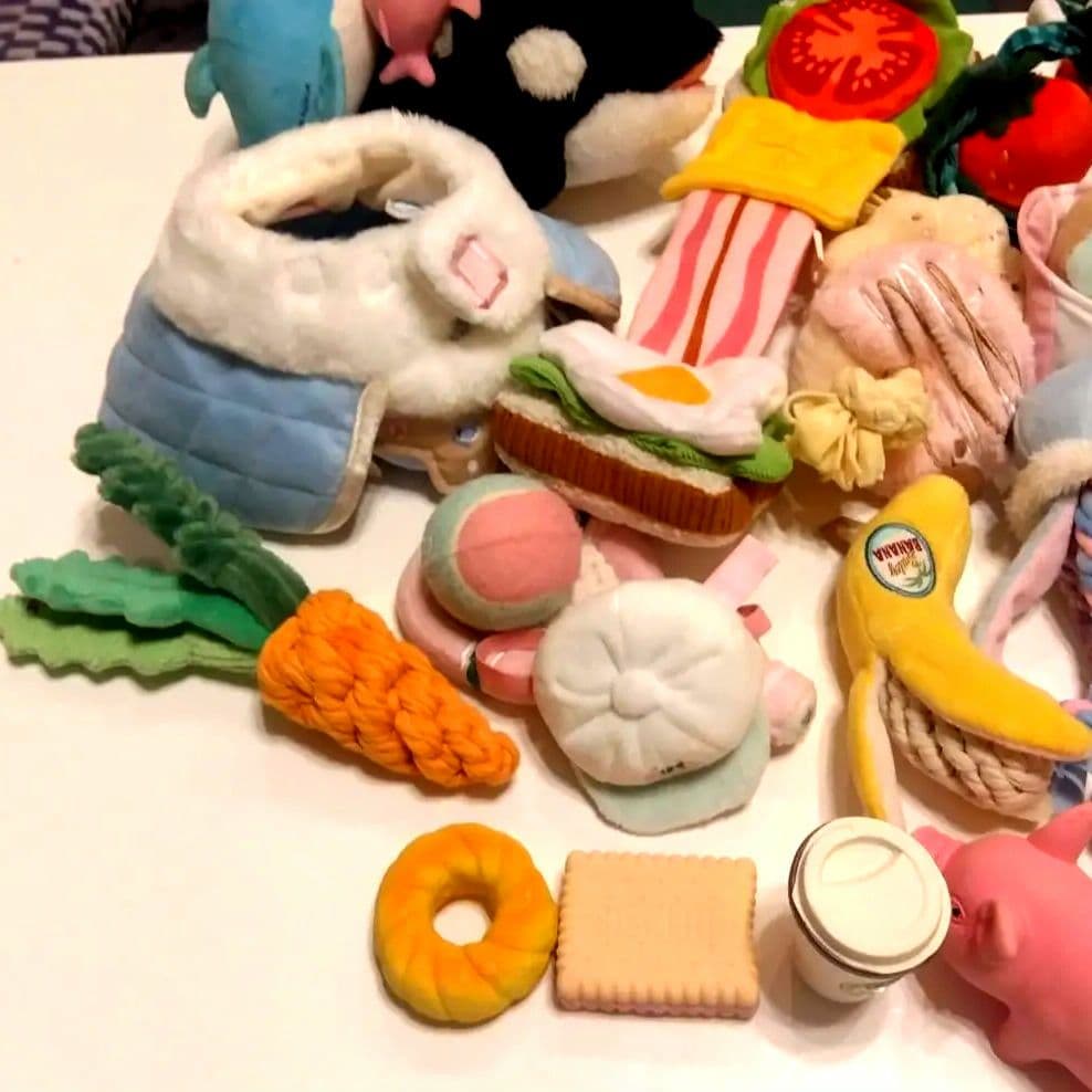 犬　おもちゃ　ドギーボックス　まとめ売り　小型犬　約30点