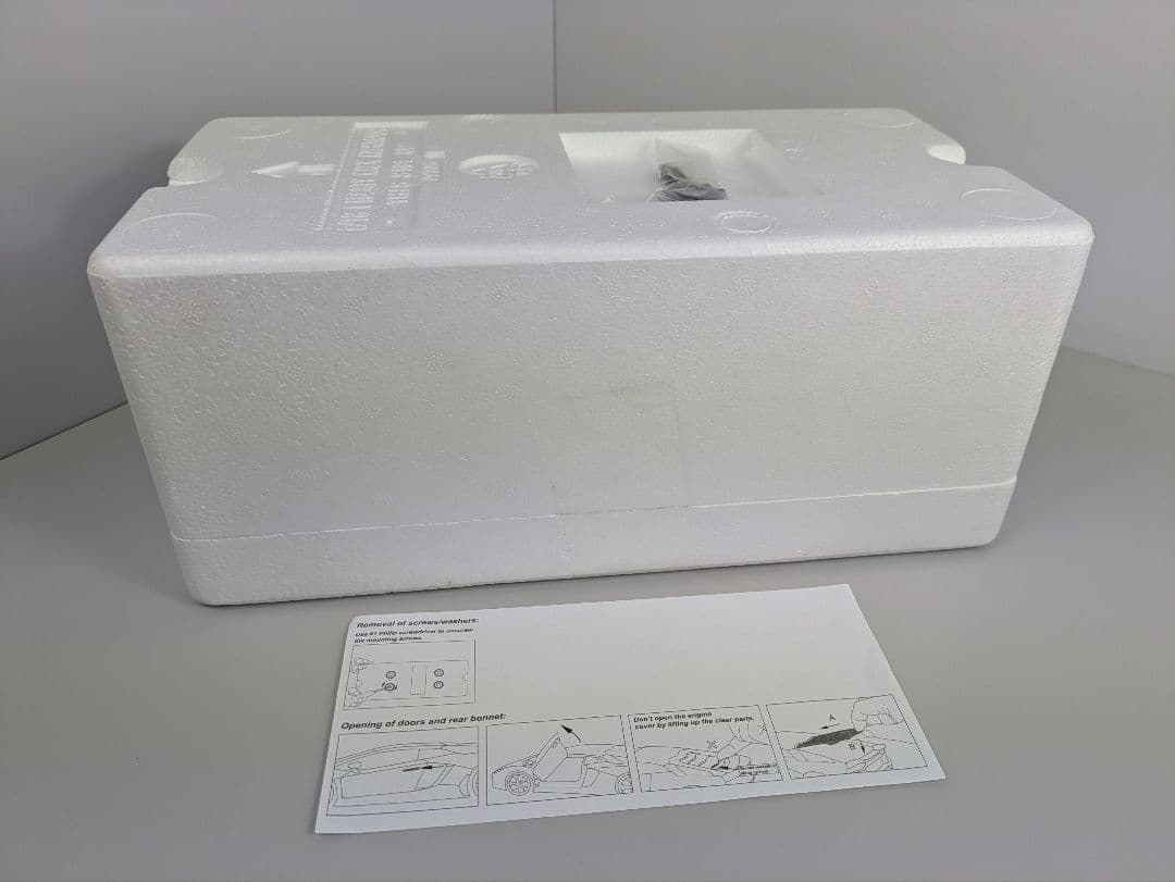 1/18　ミニカー ランボルギーニ　アヴェンタドール リバティウォーク Aa