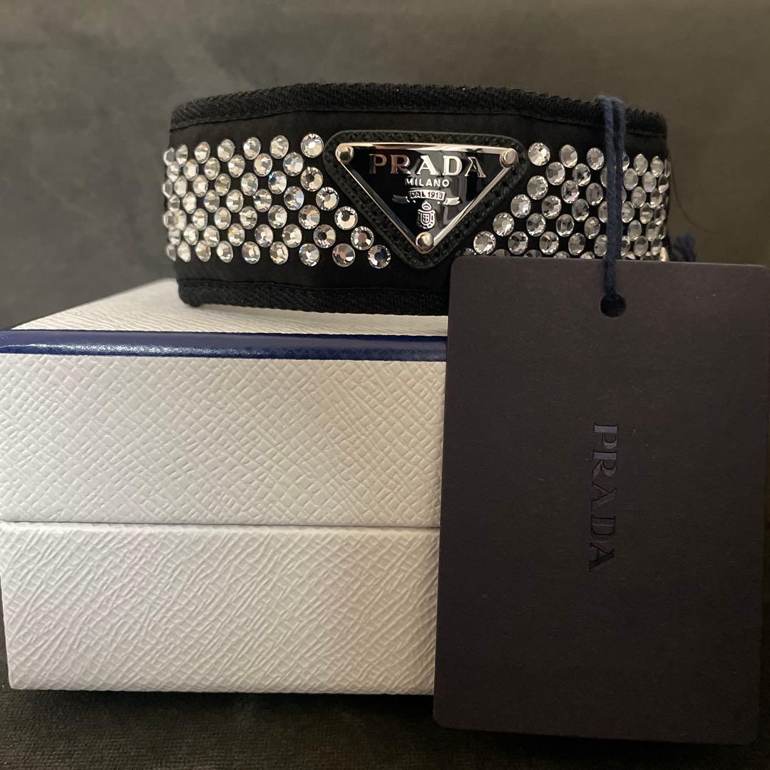 未使用 プラダPRADA 首輪 Mサイズ