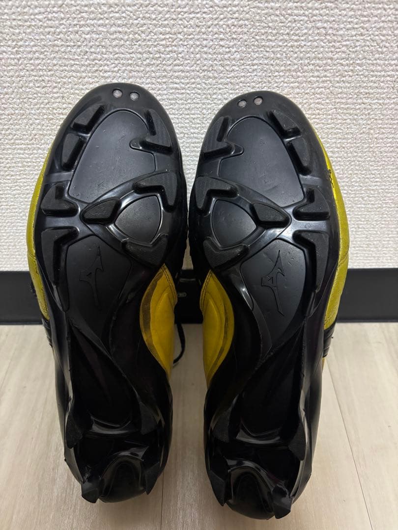 サッカーシューズ　ミズノ　イグニタス