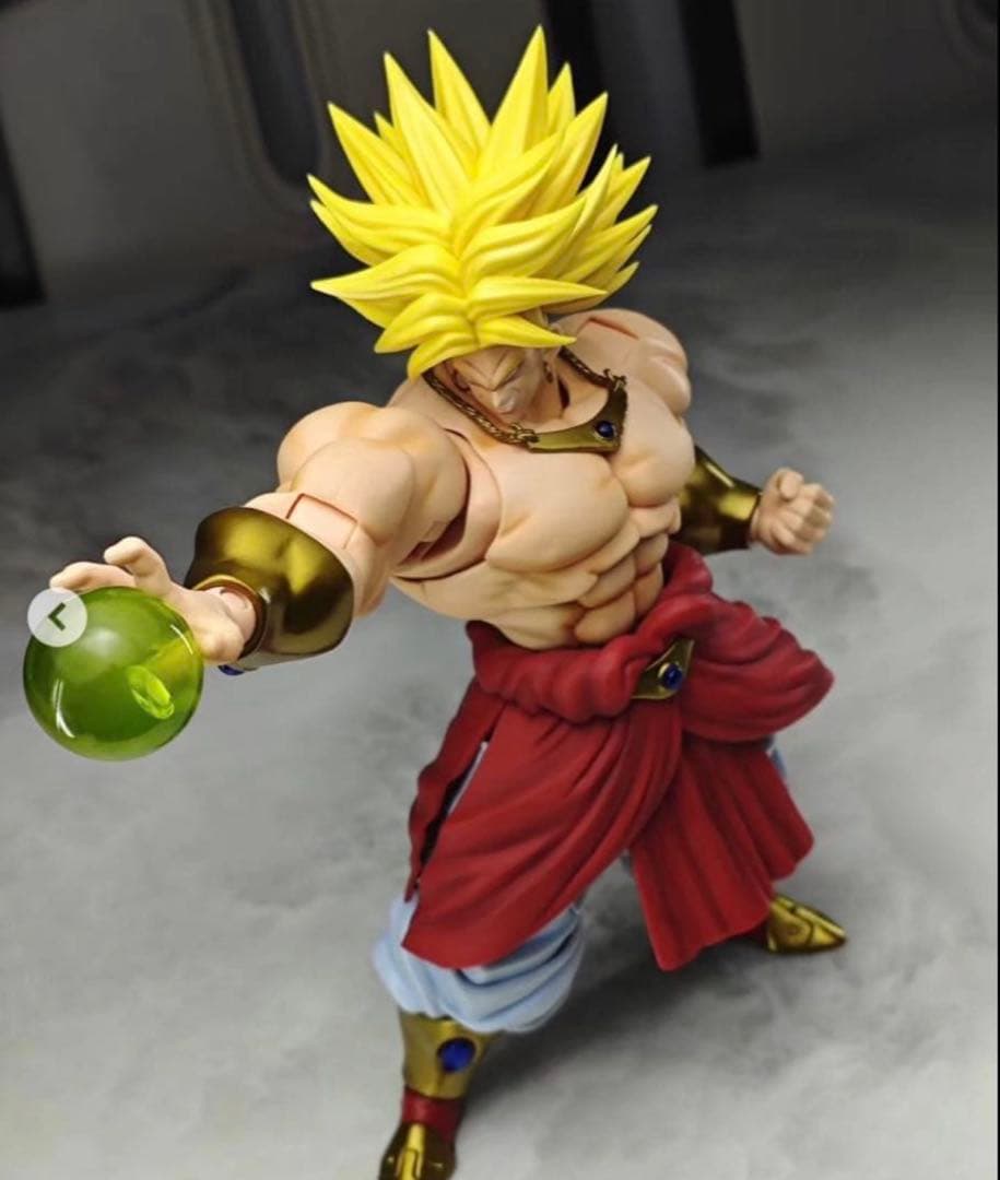 フィギュアーツサイズ　ブロリー ドラゴンボール　figuarts size