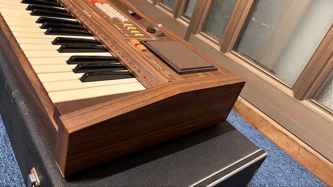 送料込! CASIO カシオトーン CT-701 キーボード　電子ピアノ 701