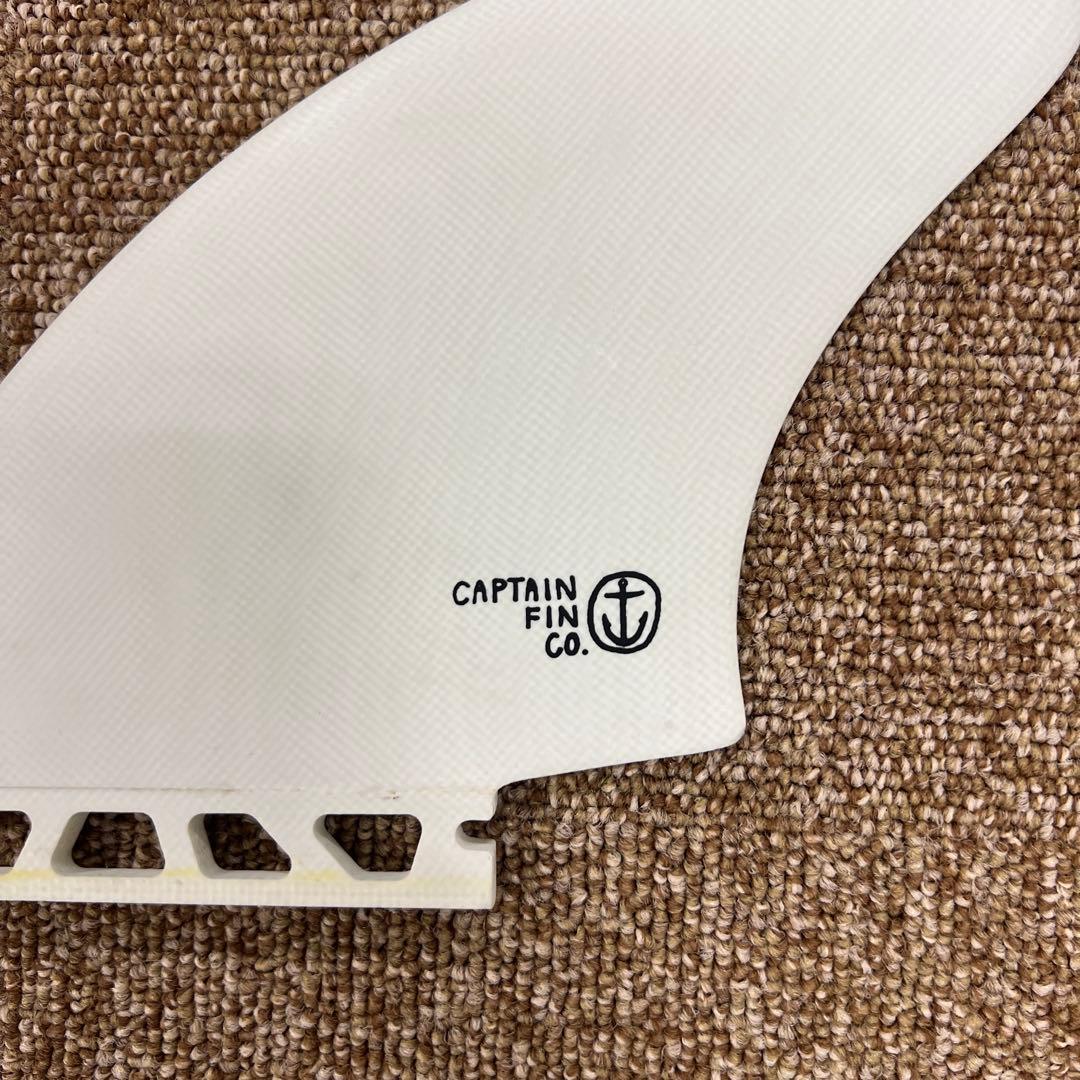 CAPTAIN FIN CO. ツインキールフィン 2回使用の美品 フューチャー