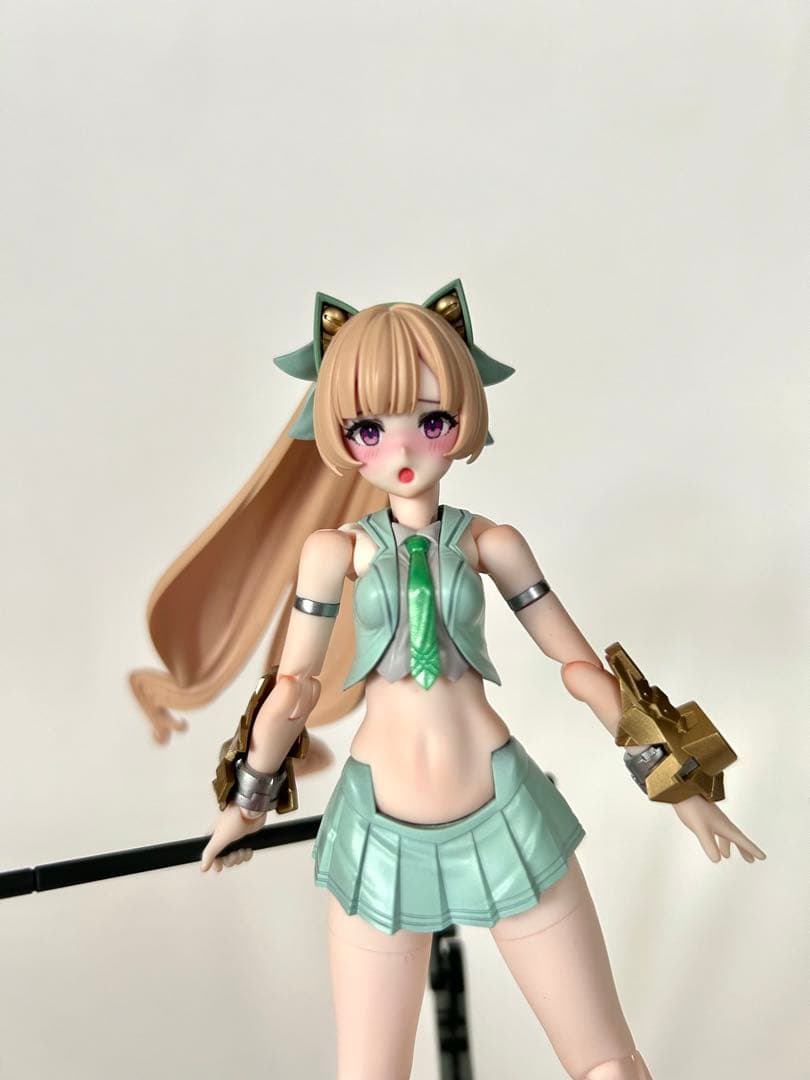 12月5日までセール！　バスタードール　パラディン　メガミデバイス　塗装済完成品