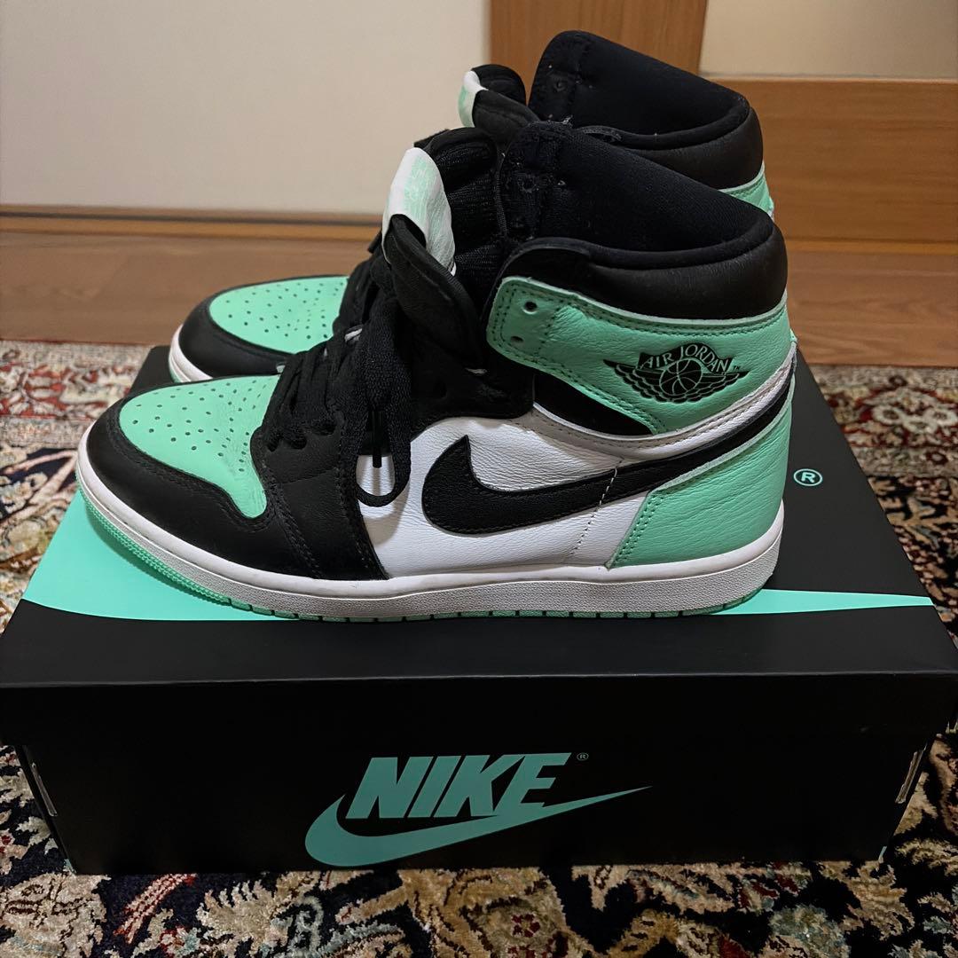 Nike Air Jordan 1 ブラック/ホワイト/ミント