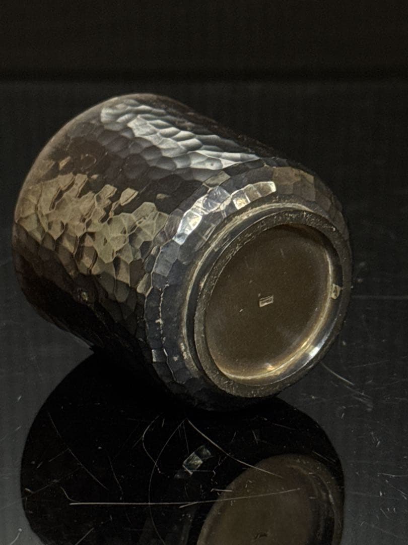 超重量級 極上 純銀 槌目 筒型 ぐい呑 酒器 桐箱入 約197.3g