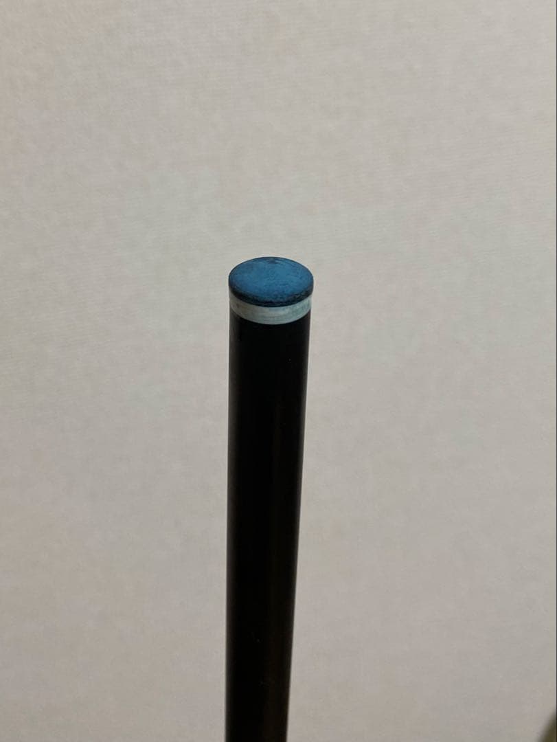 【中古】ビリヤードキューカーボンファイバーシャフト 12.4mm「プレイキュー」