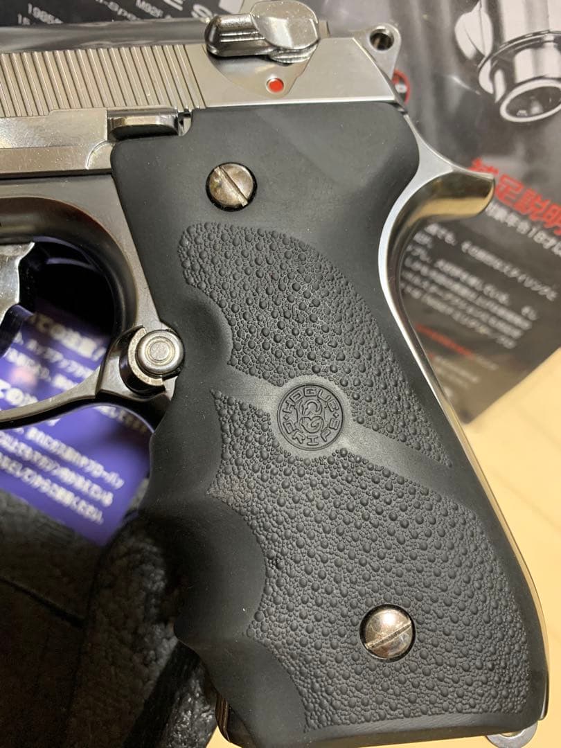 美品東京マルイM92Fクロームステンレス　HOGUホーグラバーグリップ　管45