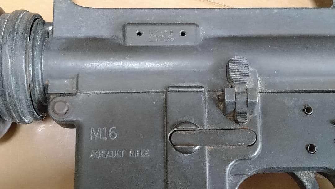 M16 アサルトライフル
