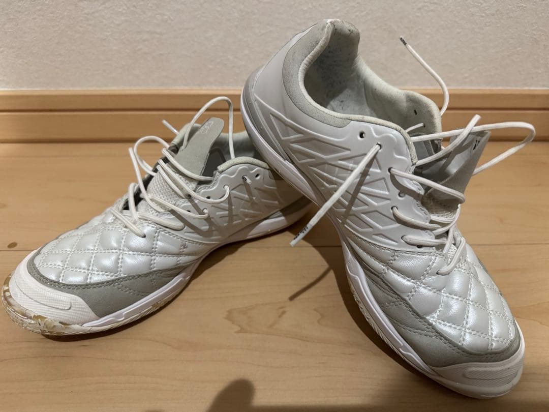 アスレタ　フットサルシューズ　A002 原宿店限定