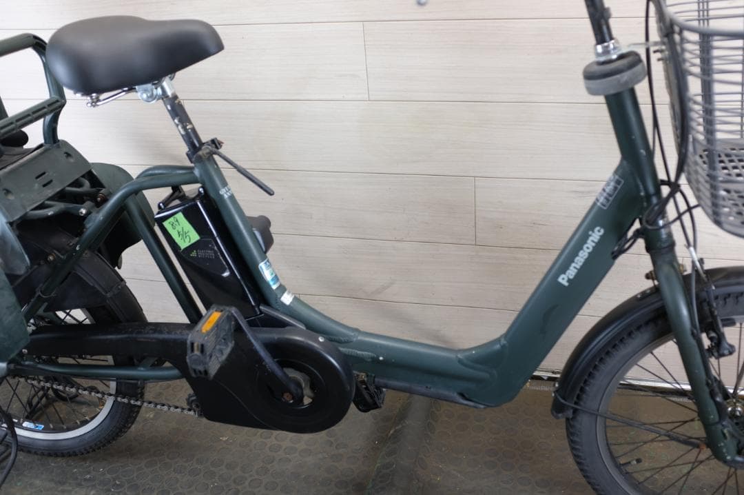 パナソニック ギュット アニーズ　20インチ3段　8.9Ah（5点灯）充電器あり