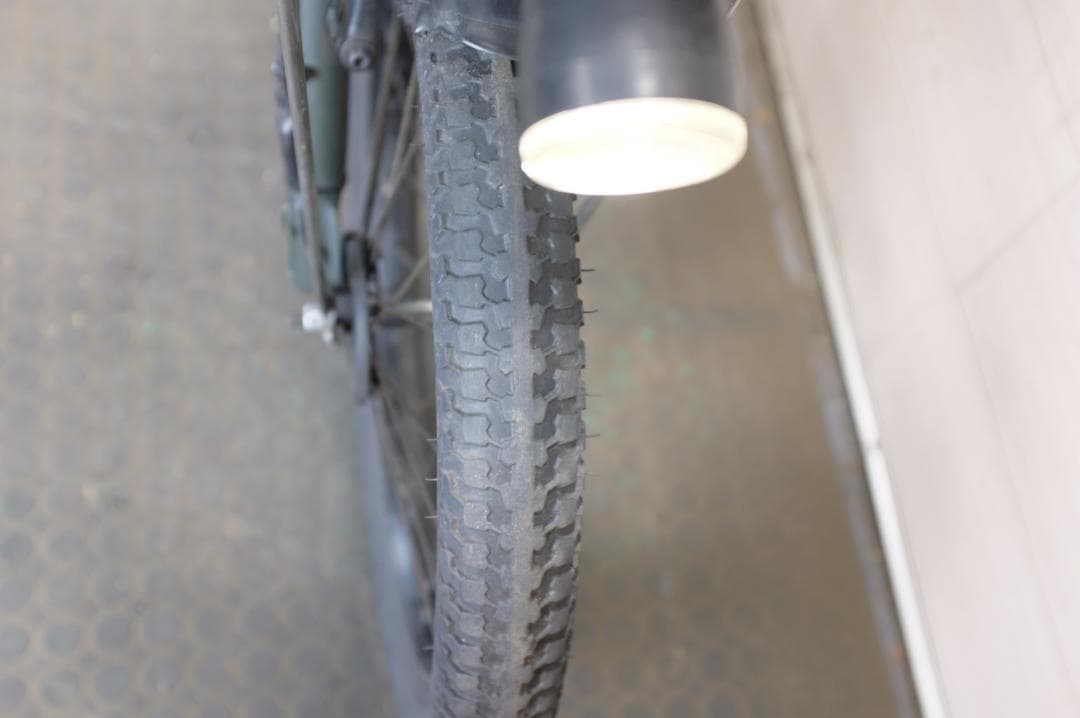 パナソニック ギュット アニーズ　20インチ3段　8.9Ah（5点灯）充電器あり