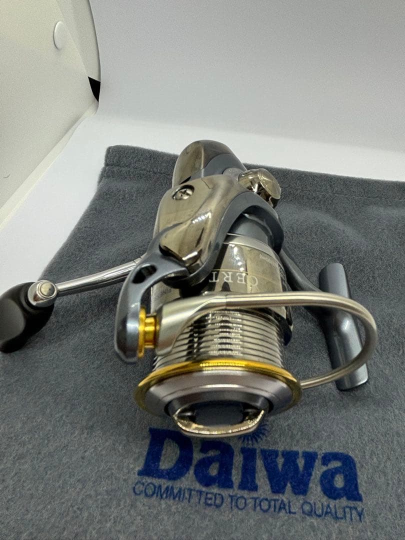 ダイワ　セルテート　フィネスカスタム　２００４ スピニングリール　使用回数少
