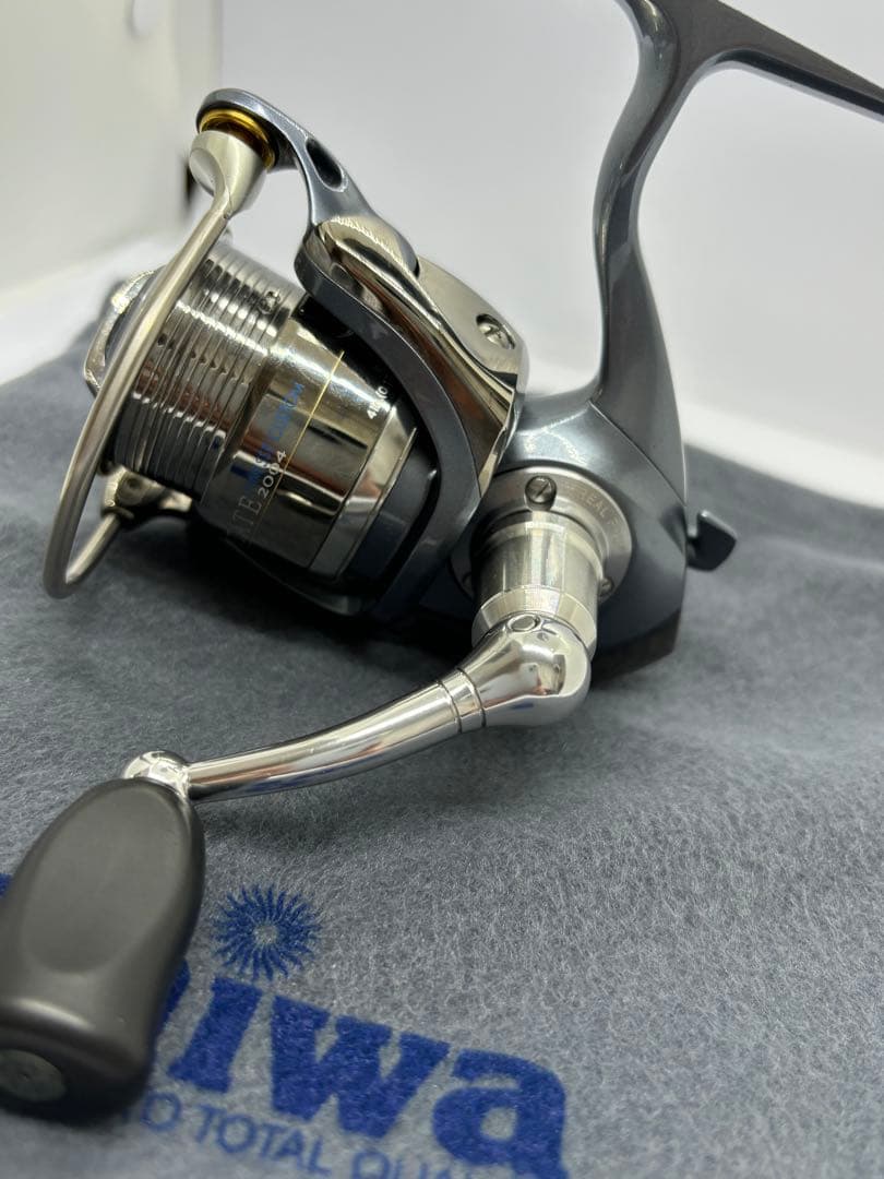 ダイワ　セルテート　フィネスカスタム　２００４ スピニングリール　使用回数少