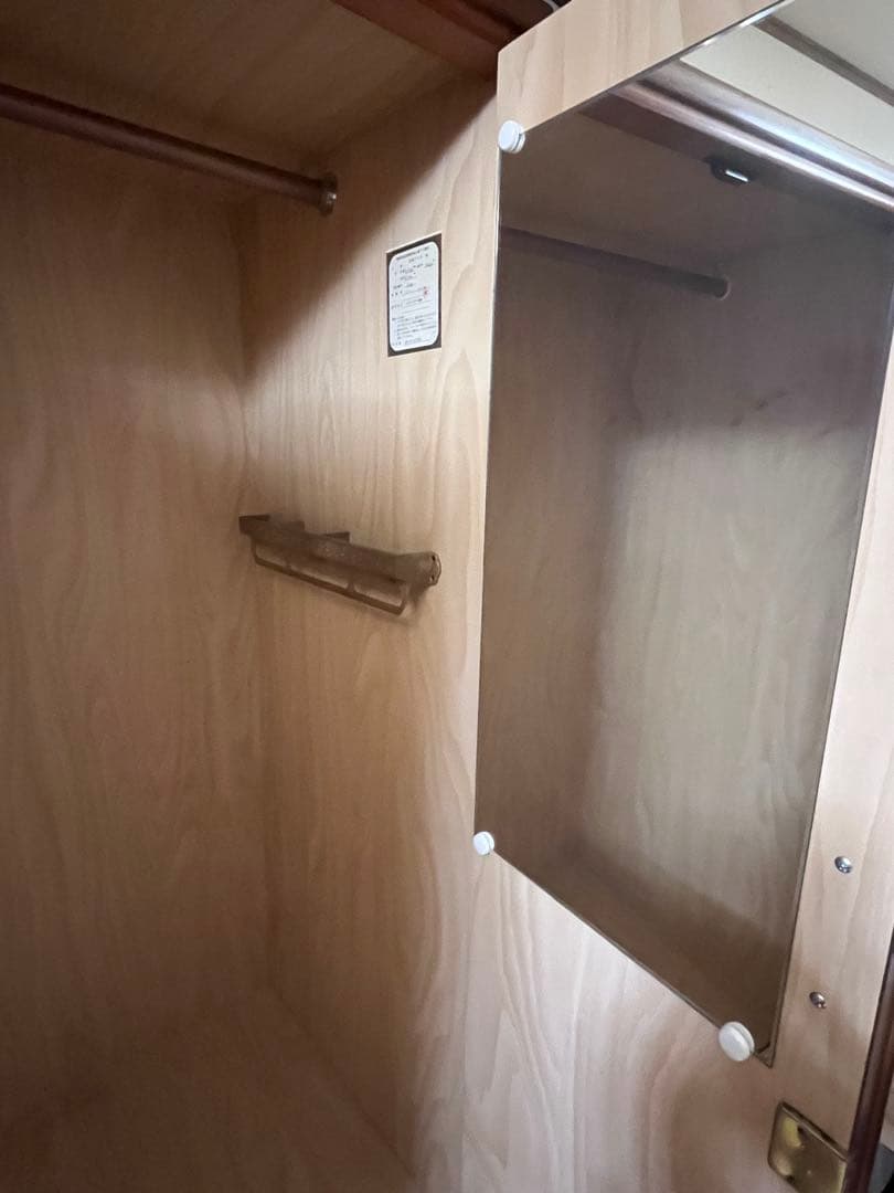 木製 3ドア アンティーク 洋服タンス 収納 ブラウン 3扉 引き出しミラー付