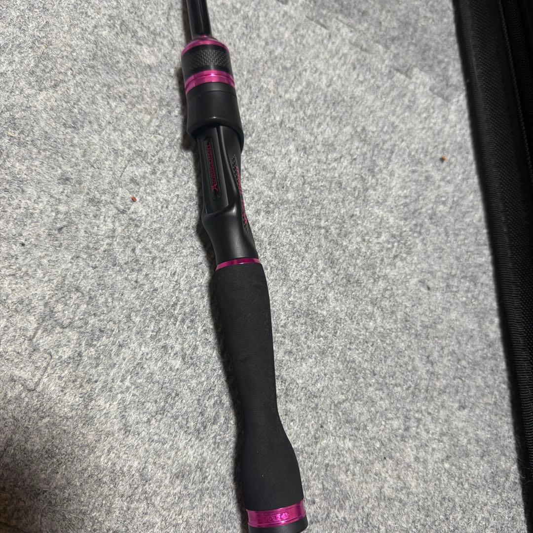 サーティフォー FPR55versionII サークル50本限定ピンク美品