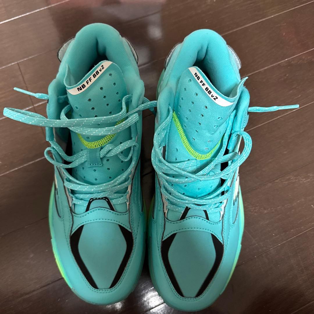 NB FF 892 V2 アクアブルー バスケットシューズ