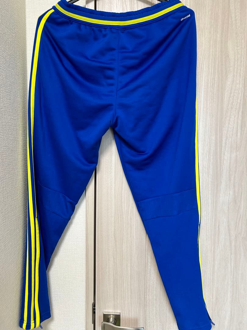 【中古】スペイン代表トレーニングウェア　セットアップMサイズ