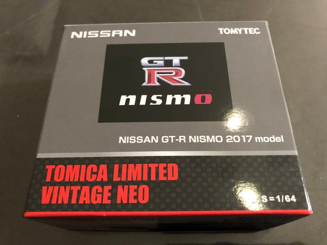 1/64 トミカリミテッドヴィンテージ ニッサン GT-R nismo 3台