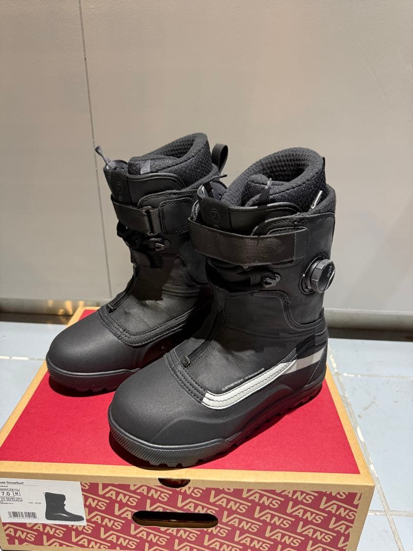 26モデルVANS INFUSE SURFER 27.0