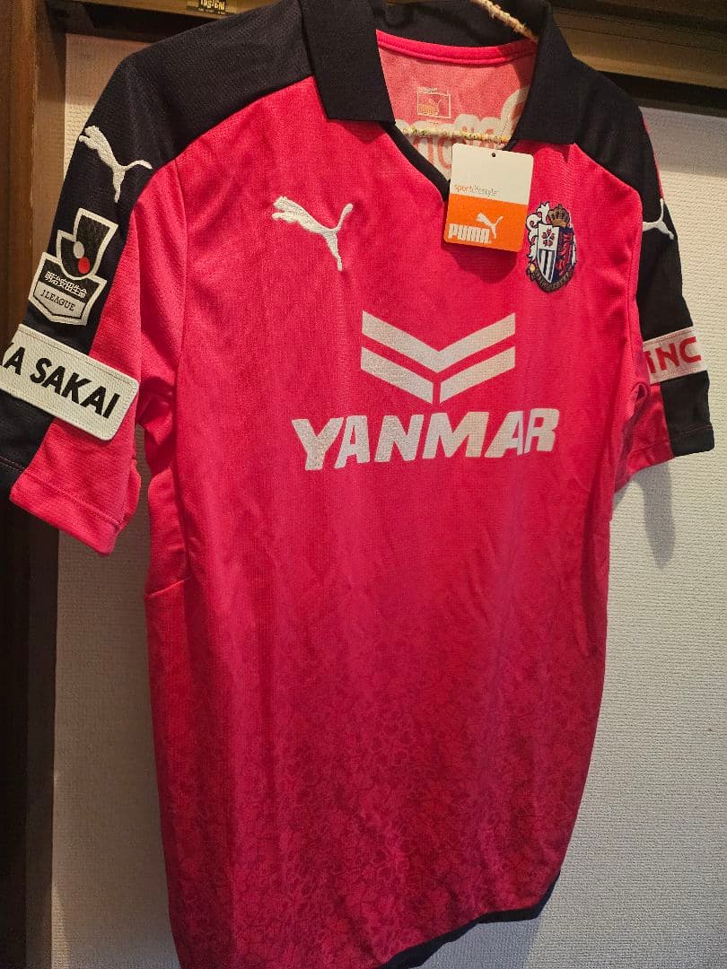 セレッソ大阪　新品タグ付きユニフォーム