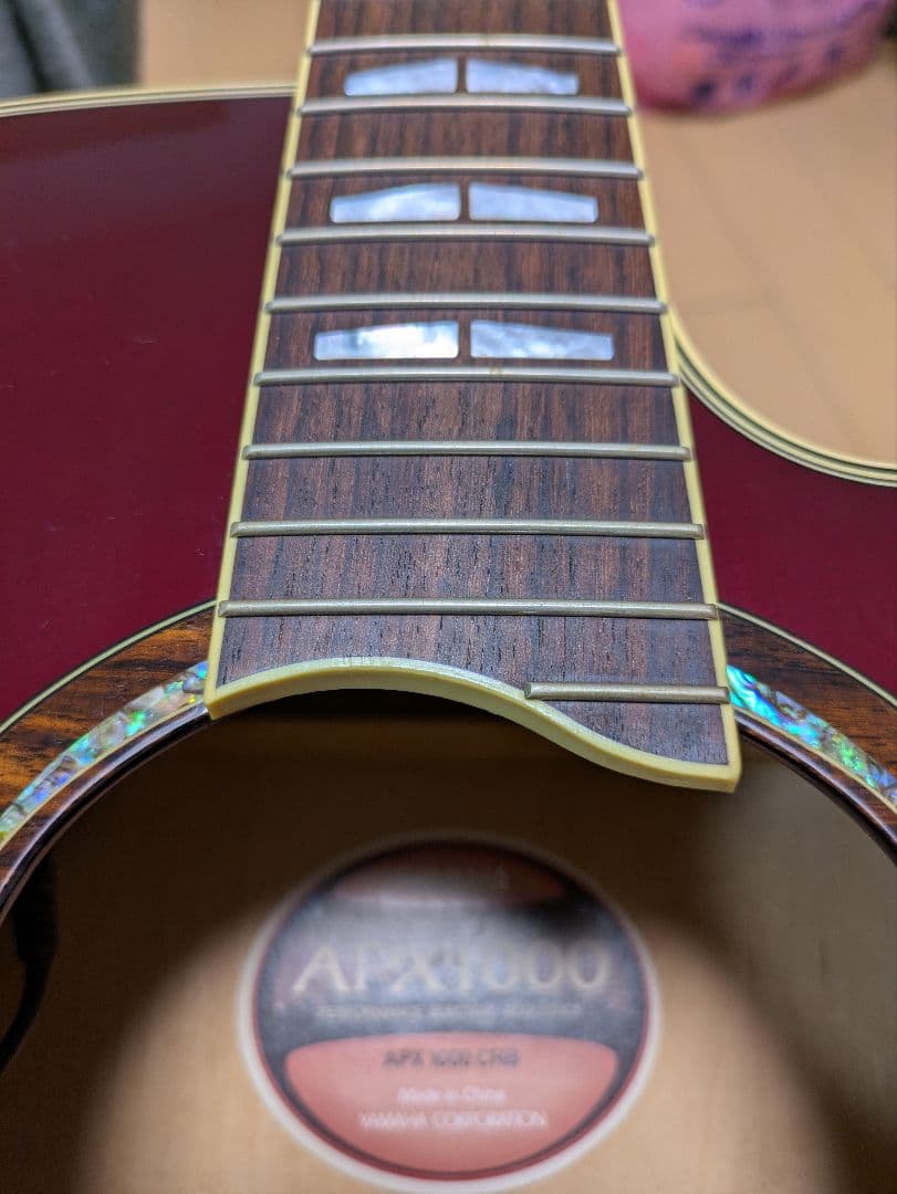 YAMAHA　APX-1000CRB ギター エレアコ　SKBハードケース付き