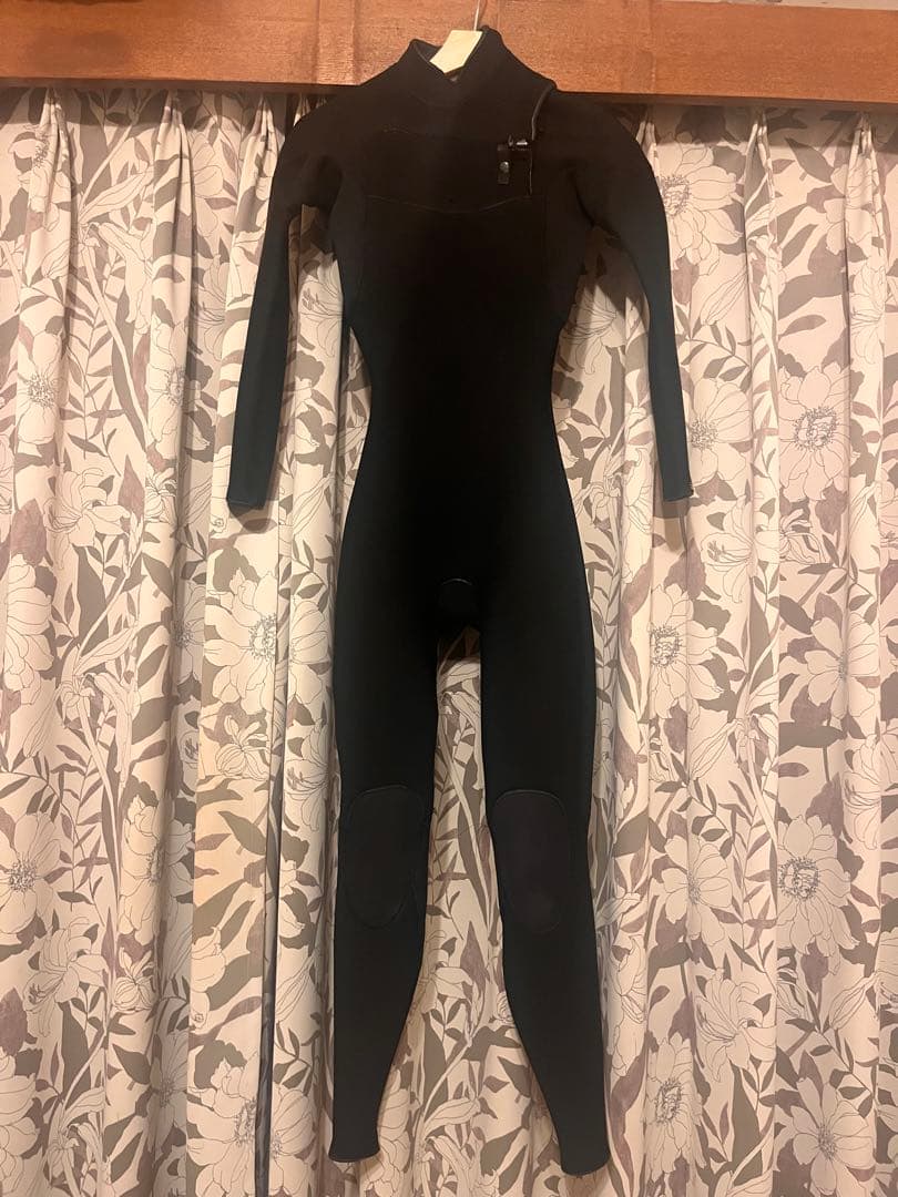 [日本未入荷]Mollusk surf ワームウェットスーツ4/3mm☻