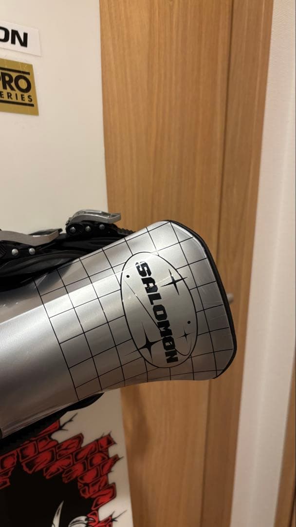 スノーボード3点セット（板+ビンディング+ブーツ）+おまけケース付き