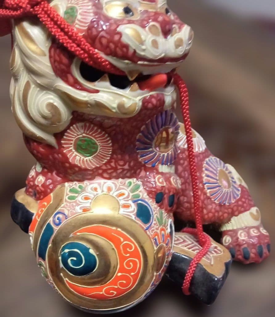 九谷焼　打出の小槌のり獅子
