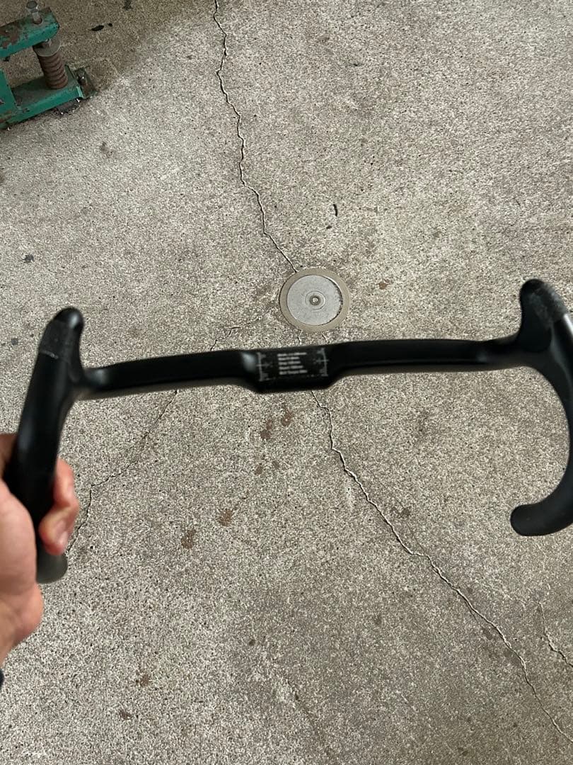 トラックハンドル