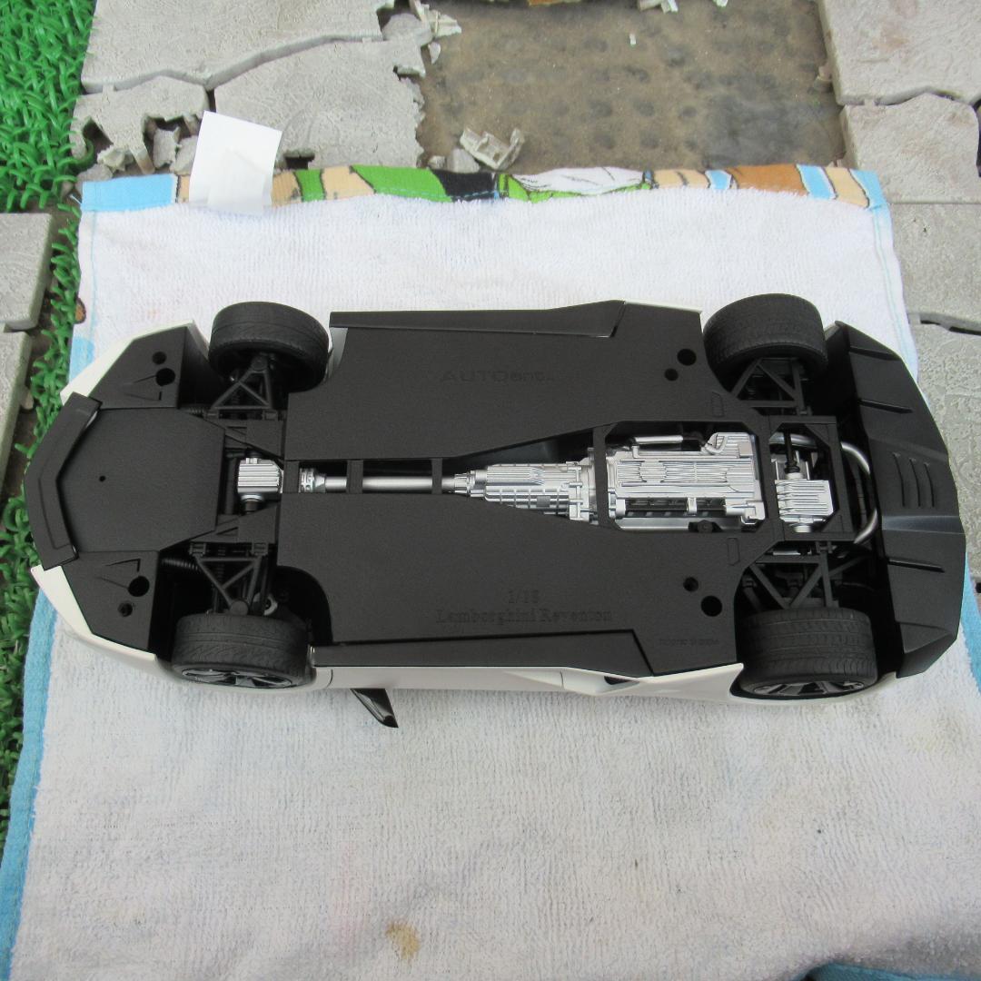 オートアートAUTOartモデルカー1/18ランボルギーニレヴェントン74594