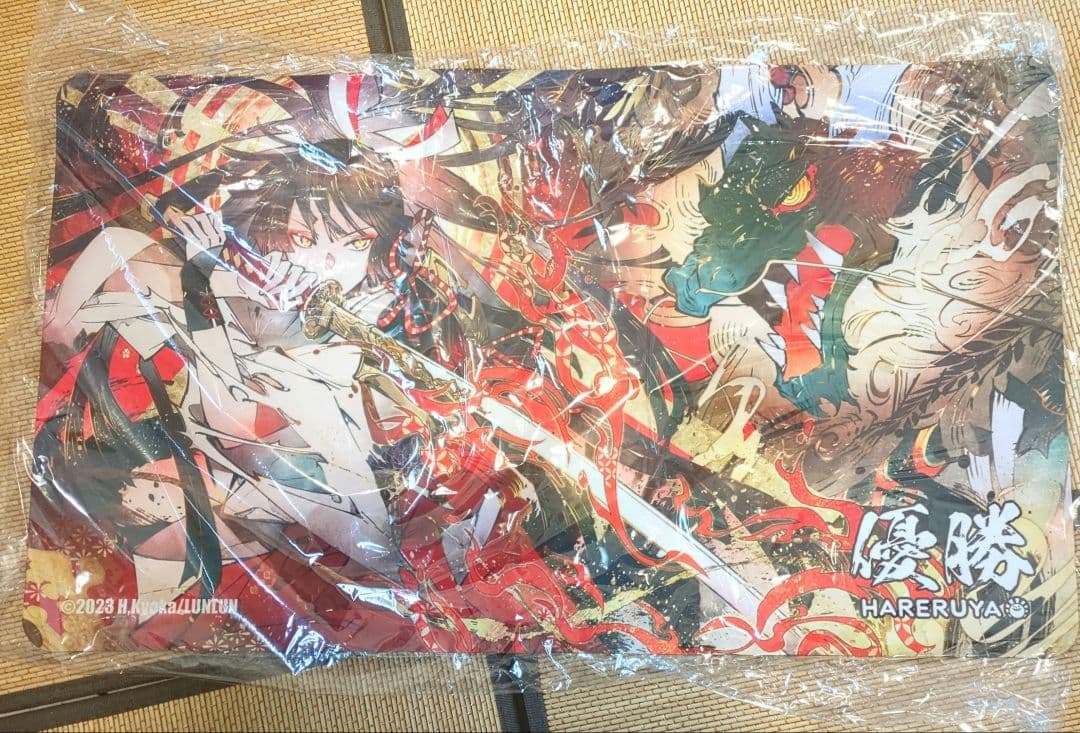 MTG　匈歌ハトリ先生作『神を討つ』プレイマット