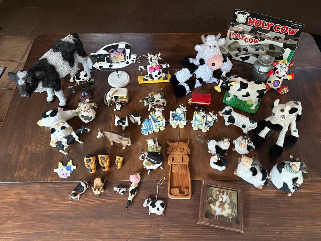 牛のミニチュアフィギュアセット