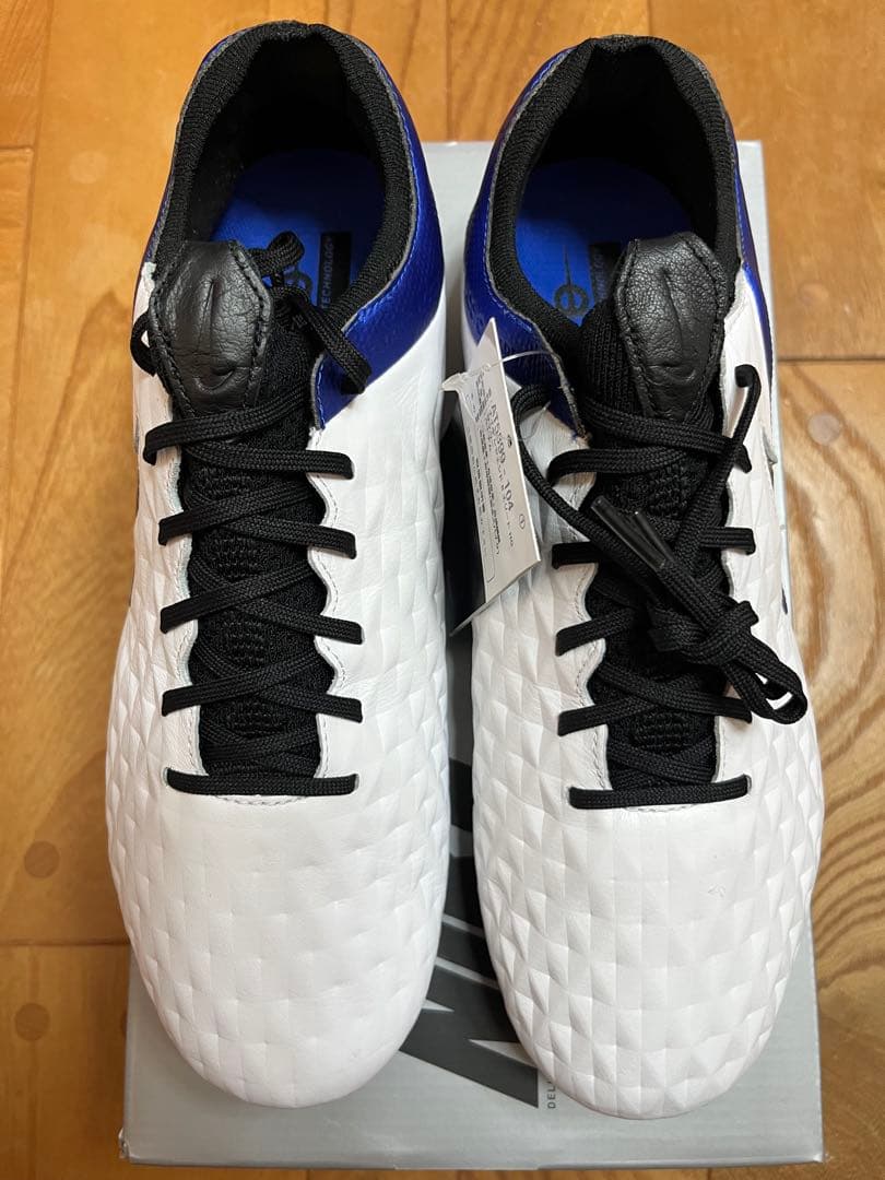 新品　激レア　廃盤品　ナイキ　ティエンポ　レジェンド8 エリート HG 25.5