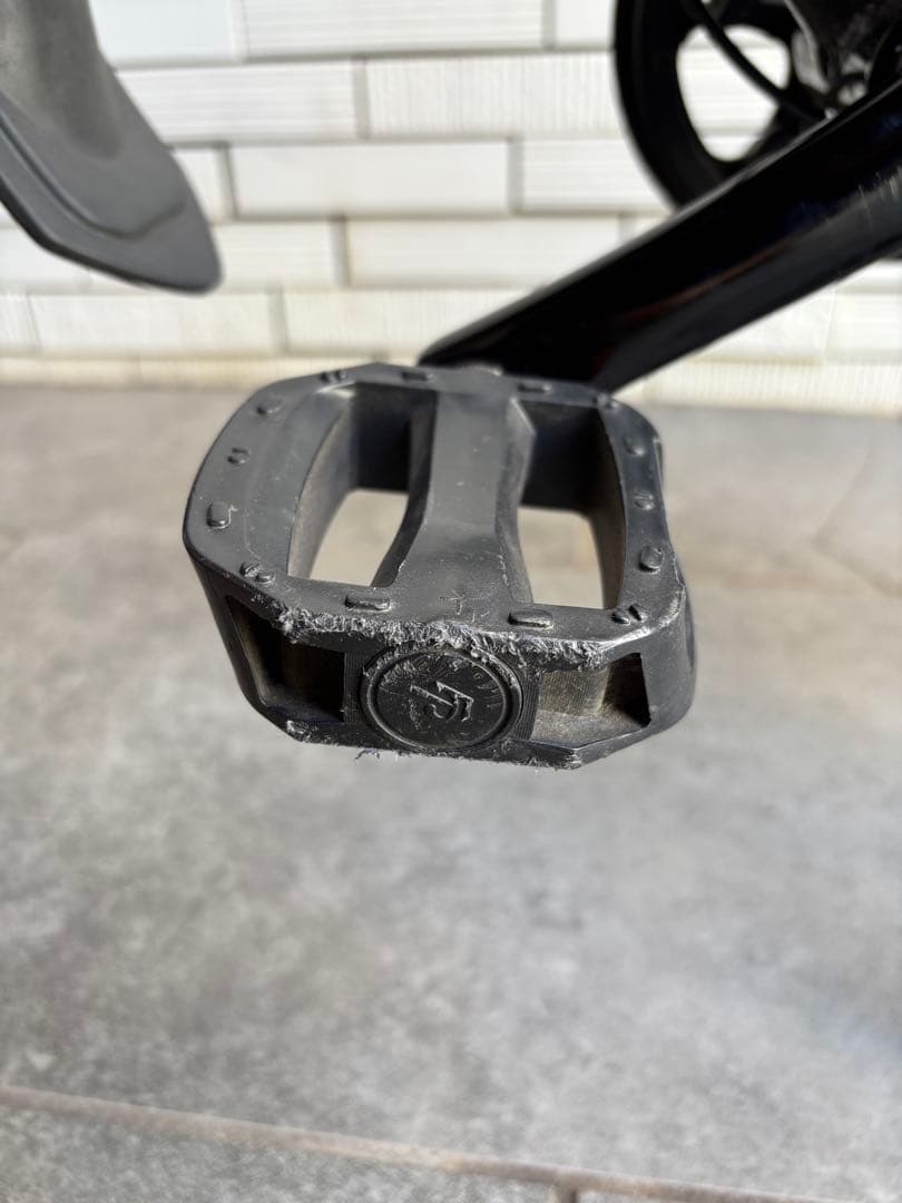 SHULZ Bubble 20 ブラック　ベルトドライブ　キッズ自転車 かご付