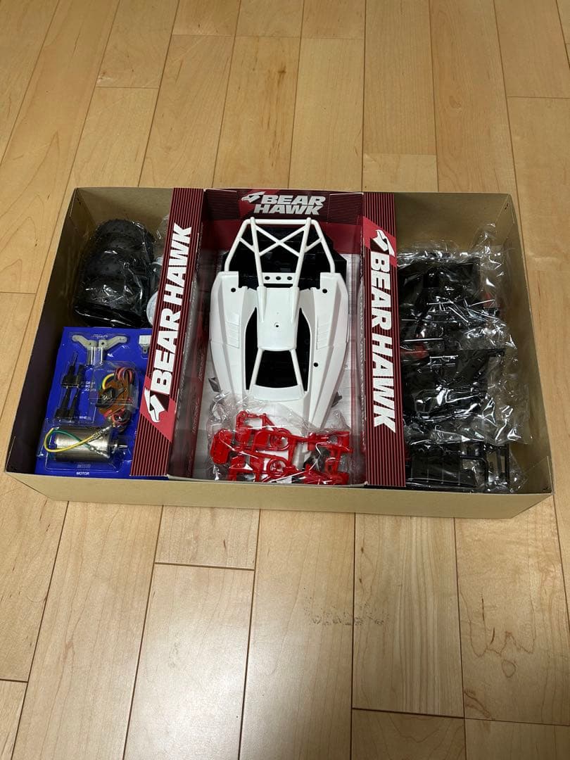 タミヤ1/10ラジコンキット　ベアホーク