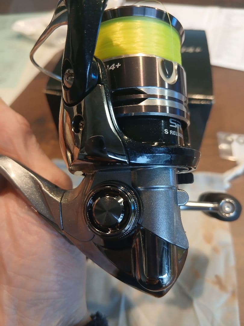 リール SHIMANO RARENIUM C14+ C2000HGS