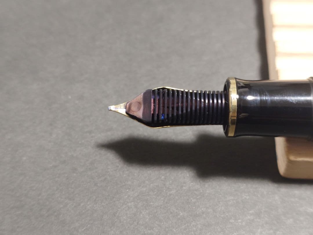 ペリカン スーベレーン M800　18C -750 EN　W.GERMANY刻印