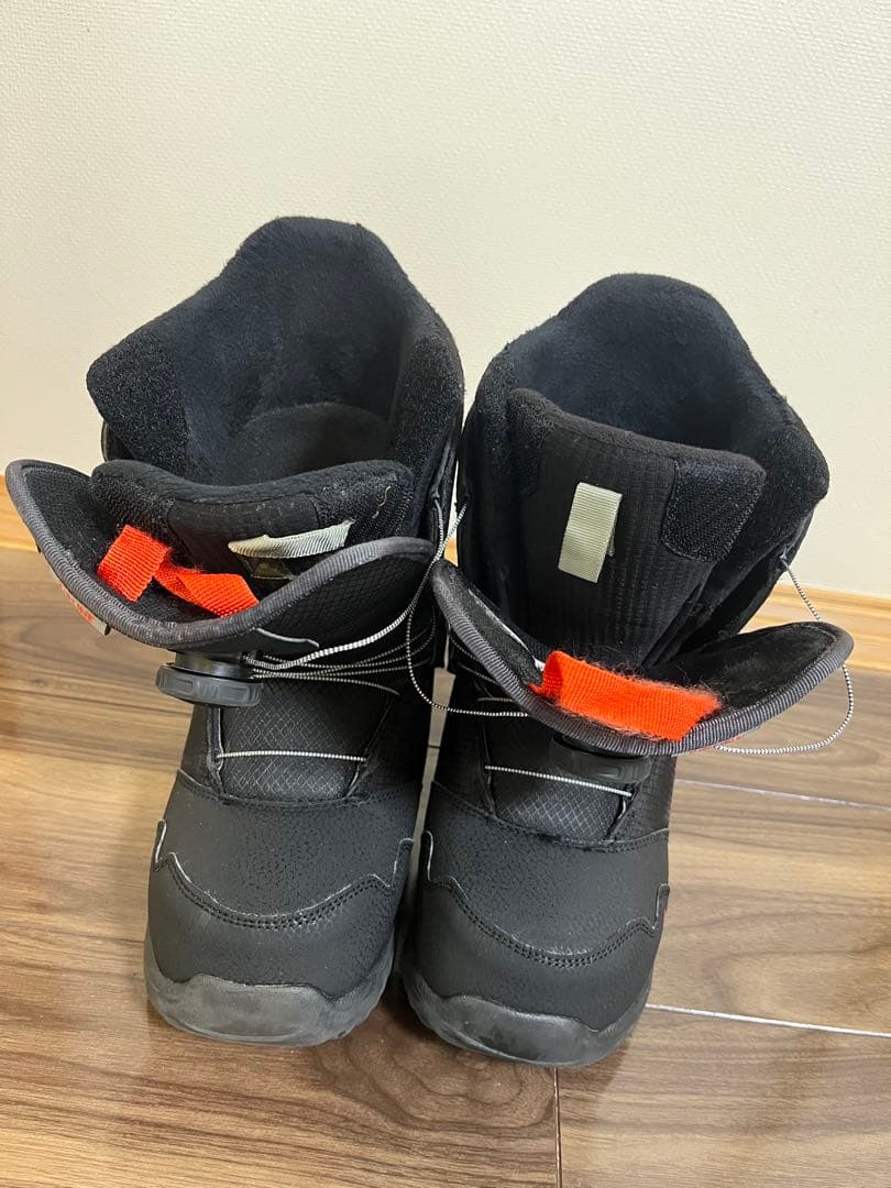 ブラック スノーボードブーツ(子ども用)22㎝