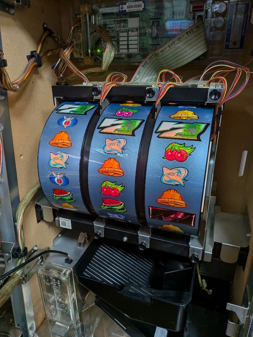 パチスロ 実機 エウレカセブン 初代【不要機】【送料無料】