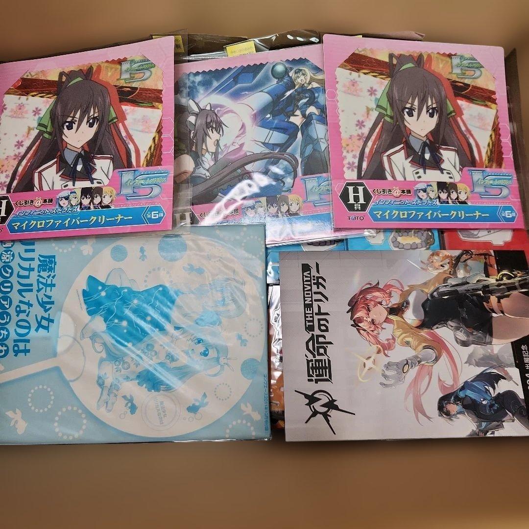 ノンジャンル　アニメグッズ　まとめ売り 550個程度