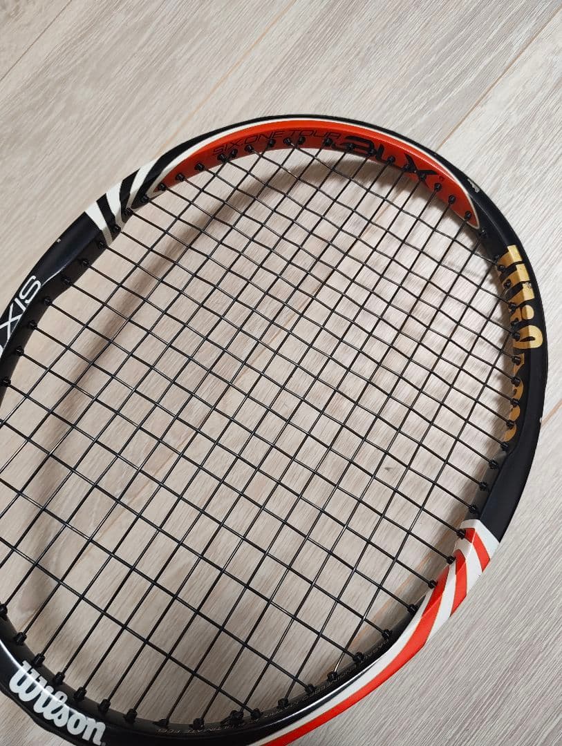 Wilson Six One Tour 90 BLX　グリップ2