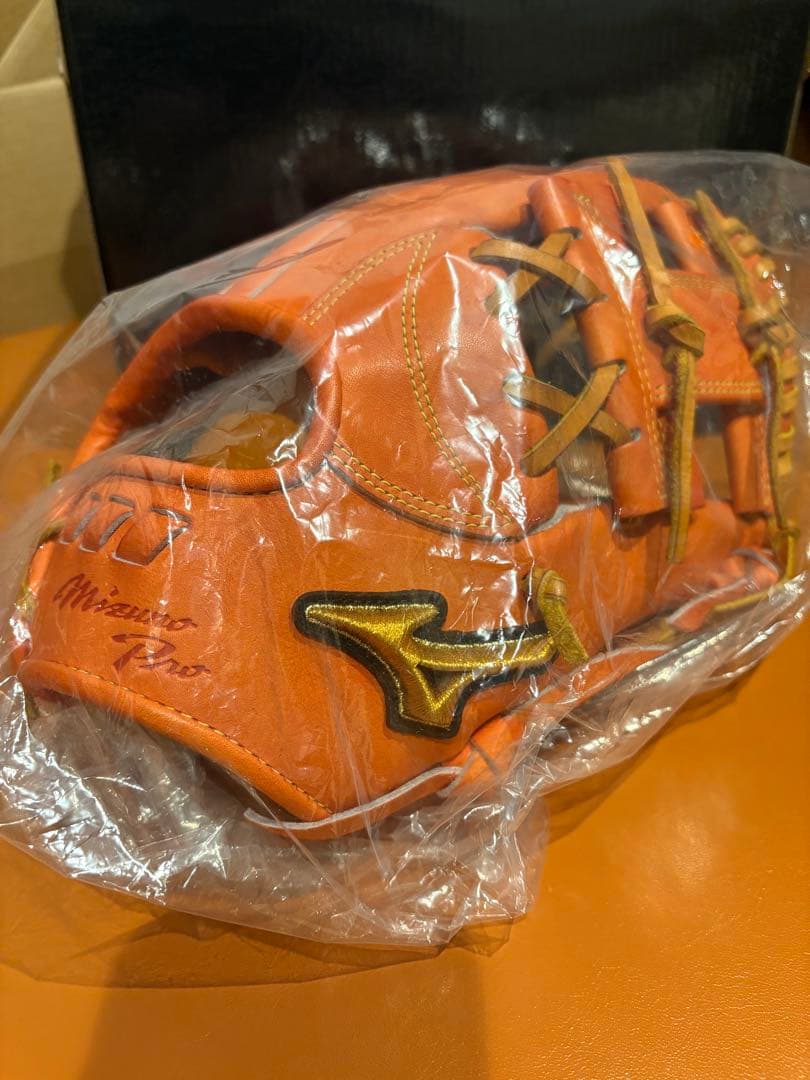 ミズノプロ 硬式グラブ内野手用　サイズ9（新品未使用）