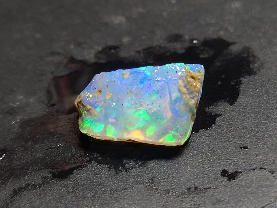 エチオピアウェロ産　チョーク　オパール　原石　鉱物標本