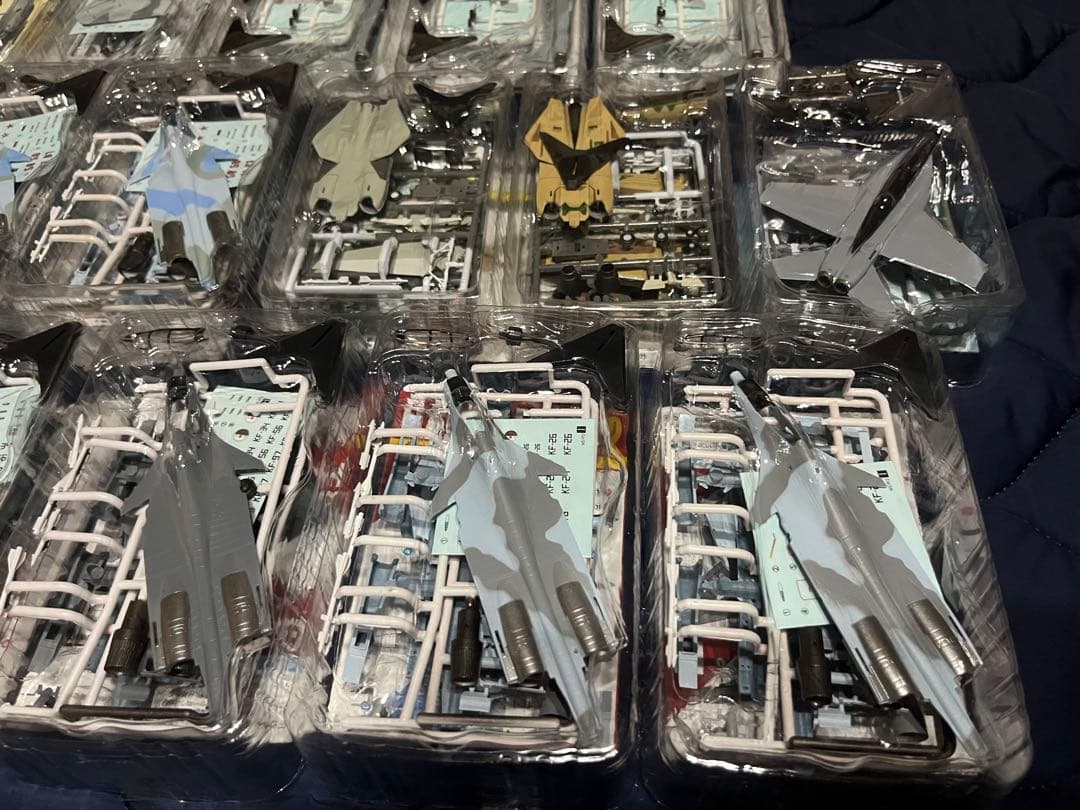 【30機】 エフトイズ 1/144 ブリスター未開封 戦闘機 プラモデル